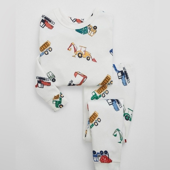 Gap PJs 🚜 - Picture 1 of 7